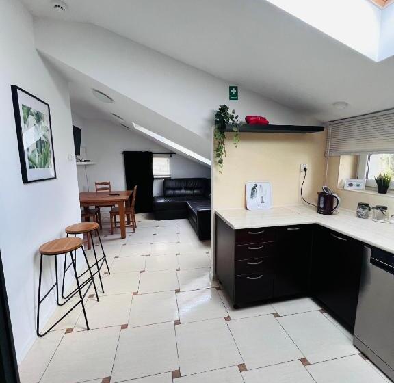 פנסיון Apartamenty Pokoje Willa Bielany