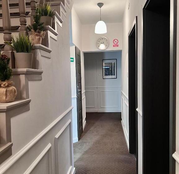 פנסיון Apartamenty Pokoje Willa Bielany