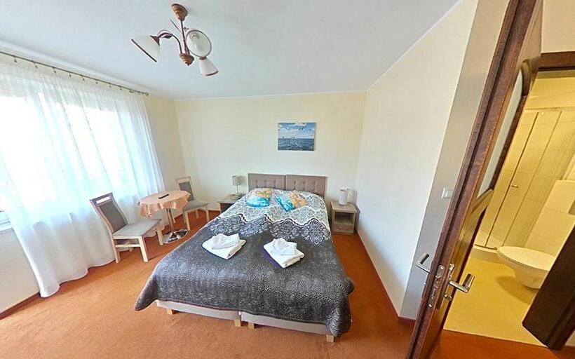 פנסיון Willa Mewa