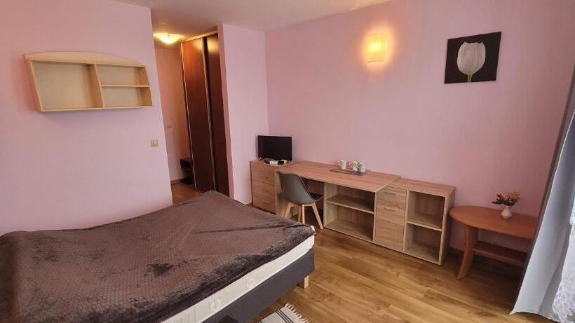 פנסיון Willa Monika