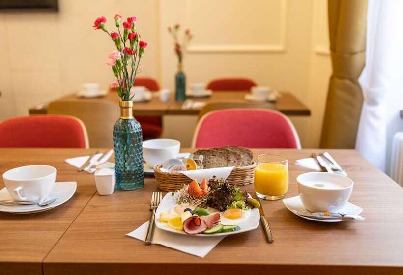 Portal House Apartments