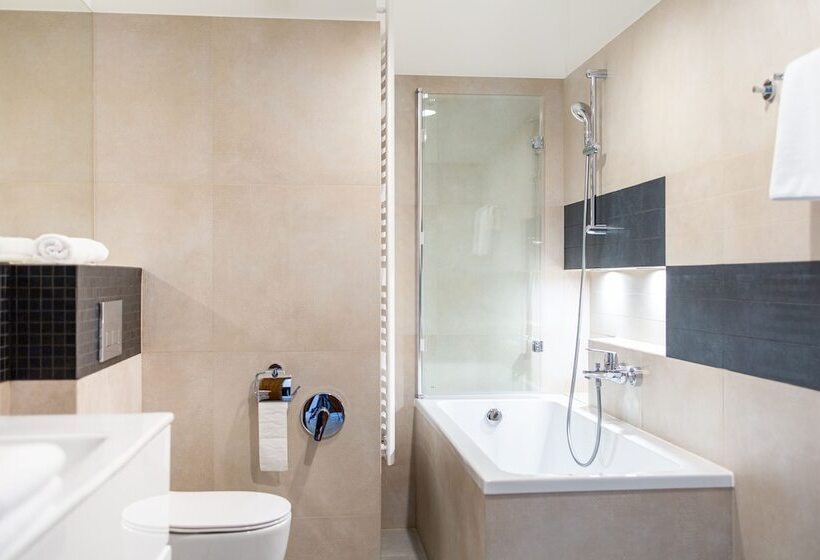 Portal House Apartments