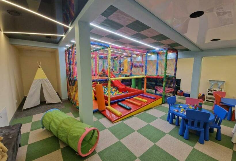 استراحتگاه Baltic Residence