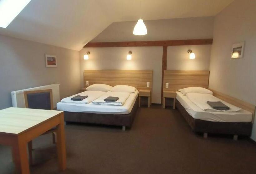 אתר נופש Folwark Na Półwyspie