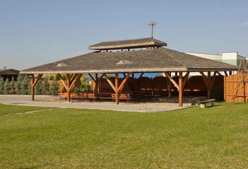 منتجع Markiz łopuszno