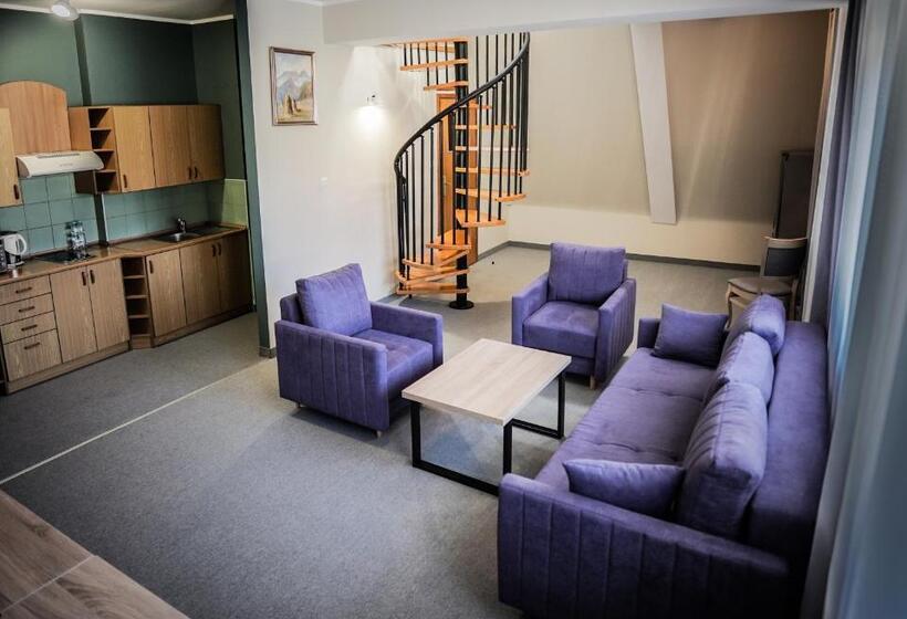 استراحتگاه Ośrodek Konferencyjno Wypoczynkowy Parzenica W Zakopanem