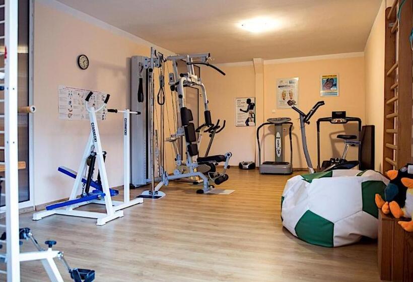 استراحتگاه Ośrodek Wypoczynkowo Rehabilitacyjny Włókniarz