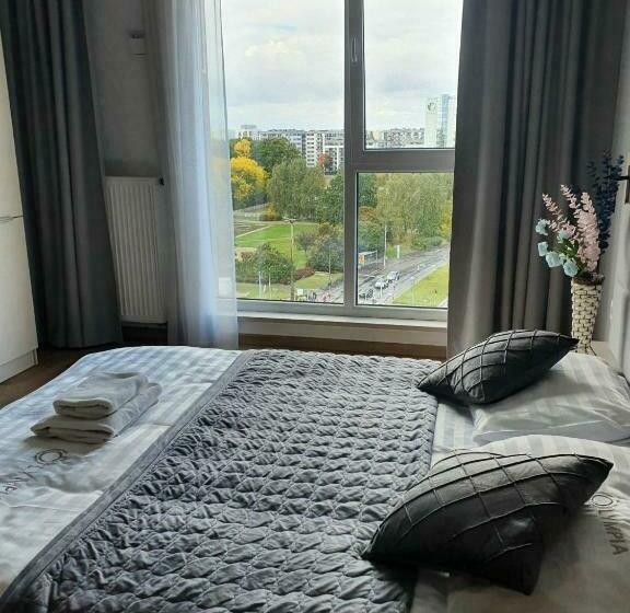 Warsaw Apartments   Luxury Top View Apart