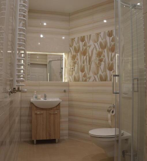 فندق صغير Ada Aparthouse