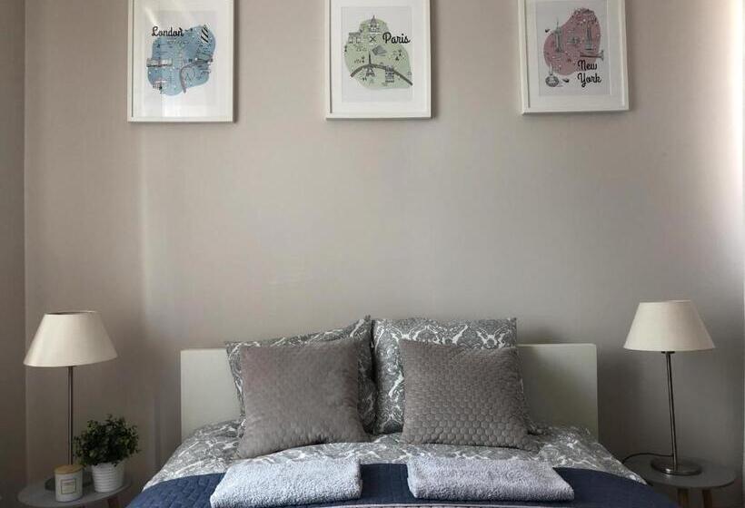 ユースホステル Bankowa 8 Guest Rooms