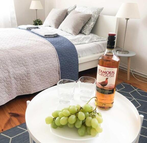 ユースホステル Bankowa 8 Guest Rooms