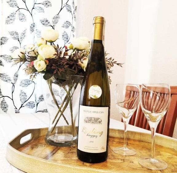 ユースホステル Bankowa 8 Guest Rooms