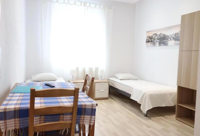 هاستل City Apartments & Gym