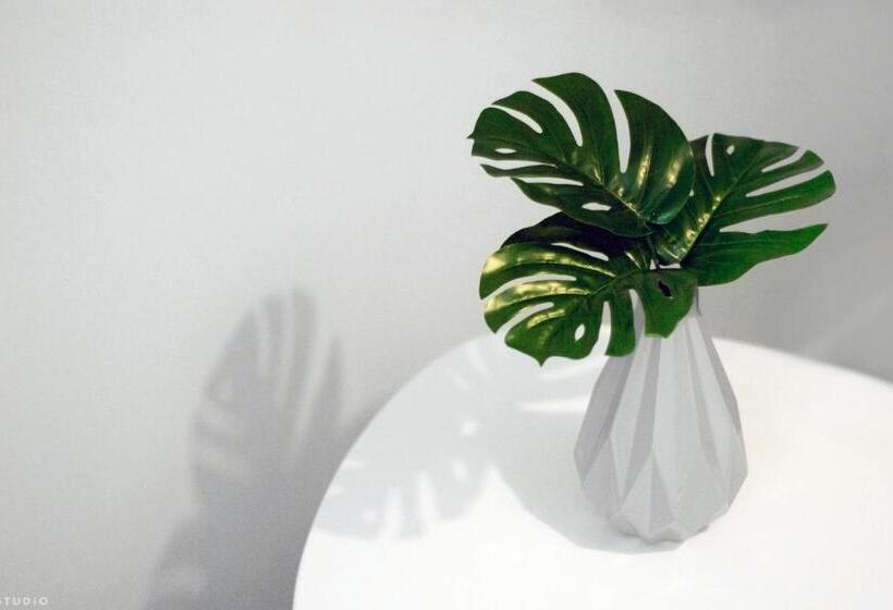 هاستل Clicktheflat Hoża Street Apart Rooms