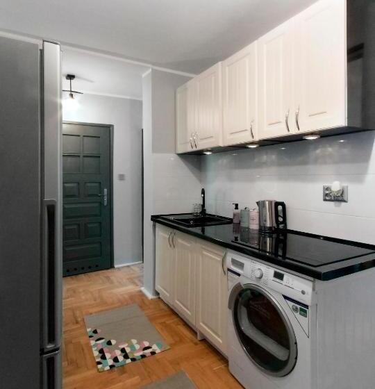 هاستل Clicktheflat Hoża Street Apart Rooms