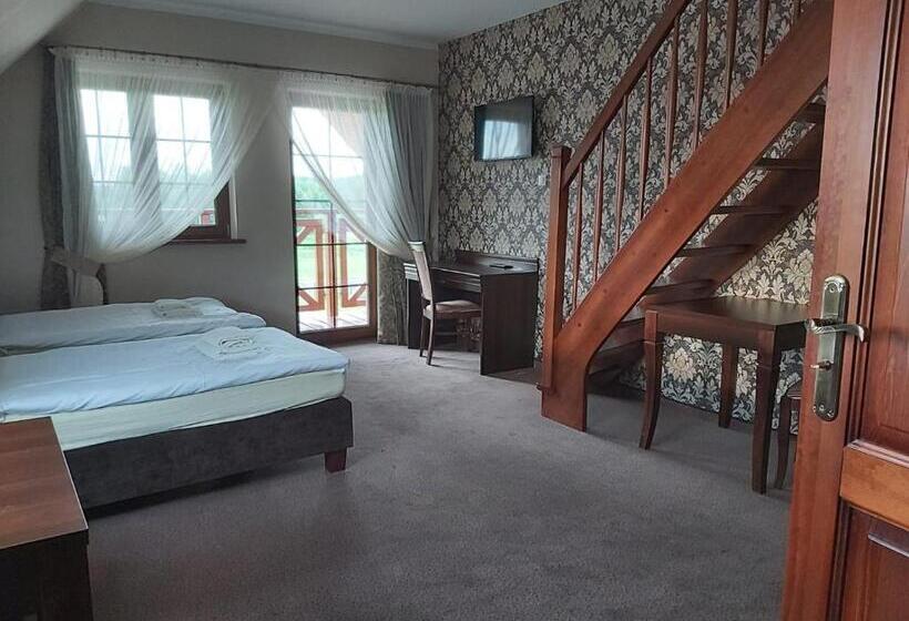 הוסטל Gościniec Nad Zalewem