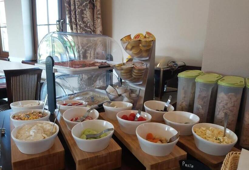 הוסטל Gościniec Nad Zalewem