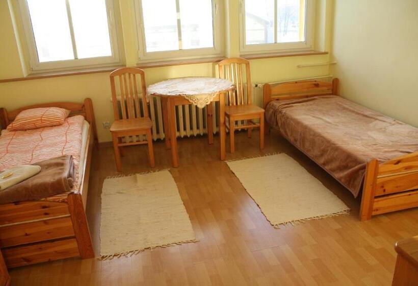 הוסטל Osir W Człuchowie