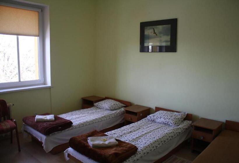 ユースホステル Osir W Człuchowie