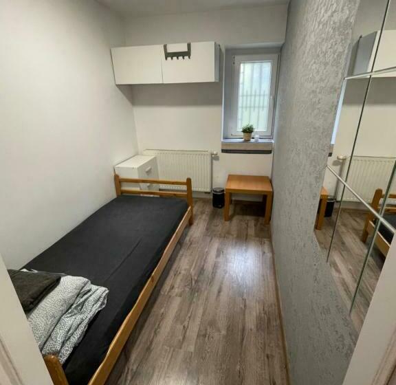 هاستل Pokoje Kwatera Prywatna