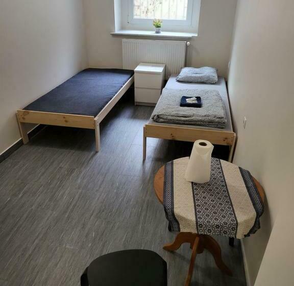 هاستل Pokoje Kwatera Prywatna