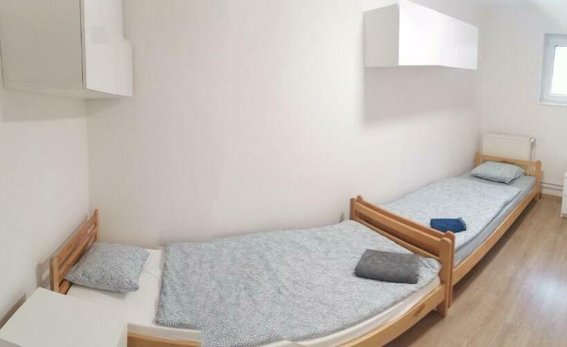 هاستل Pokoje Kwatera Prywatna