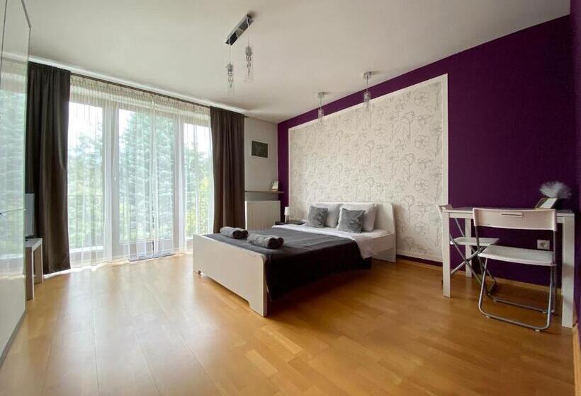 هاستل Pokoje Rezydencja Parysa