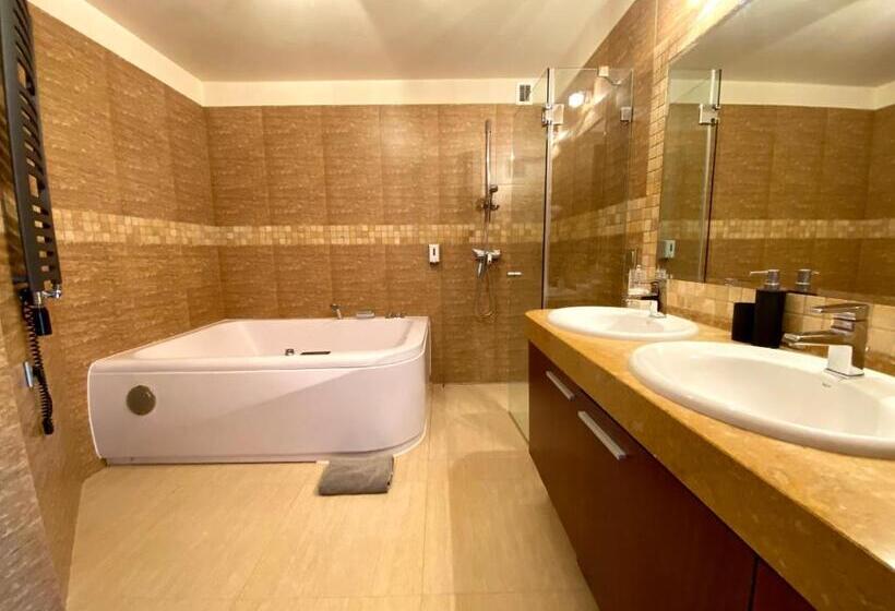 هاستل Pokoje Rezydencja Parysa