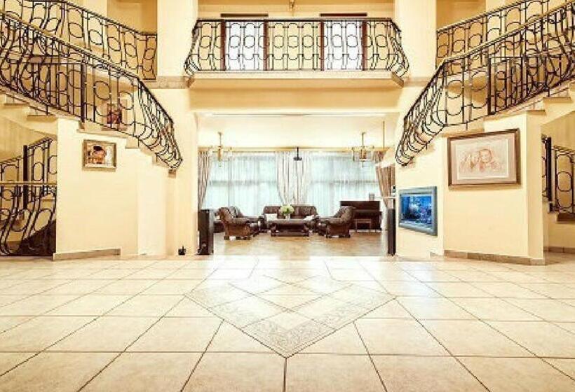 هاستل Pokoje Rezydencja Parysa