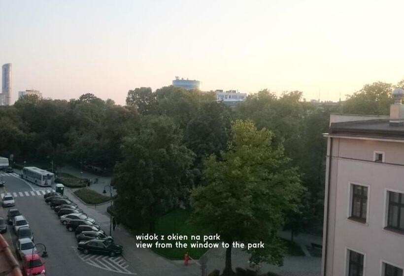 هاستل Włodkowica