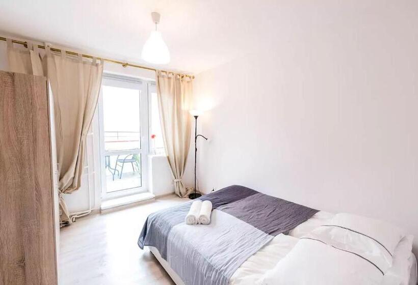 هاستل Włodkowica