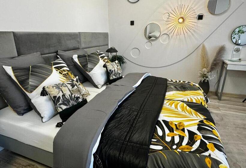 Apartamenty I Pokoje „pod Jedynką”