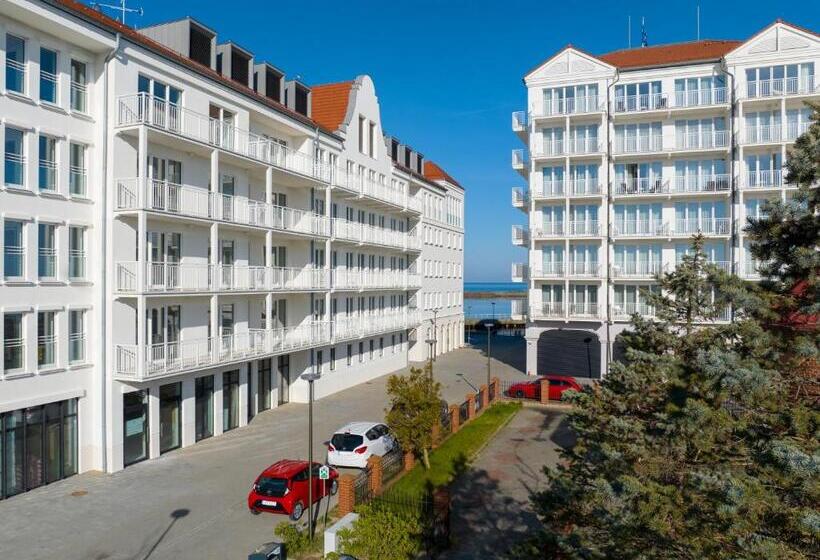 Apartamenty W Marina Royale