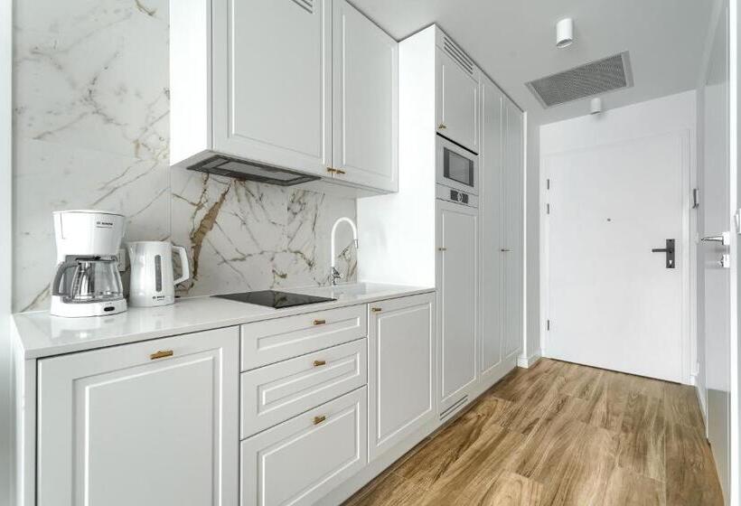 Apartamenty W Marina Royale