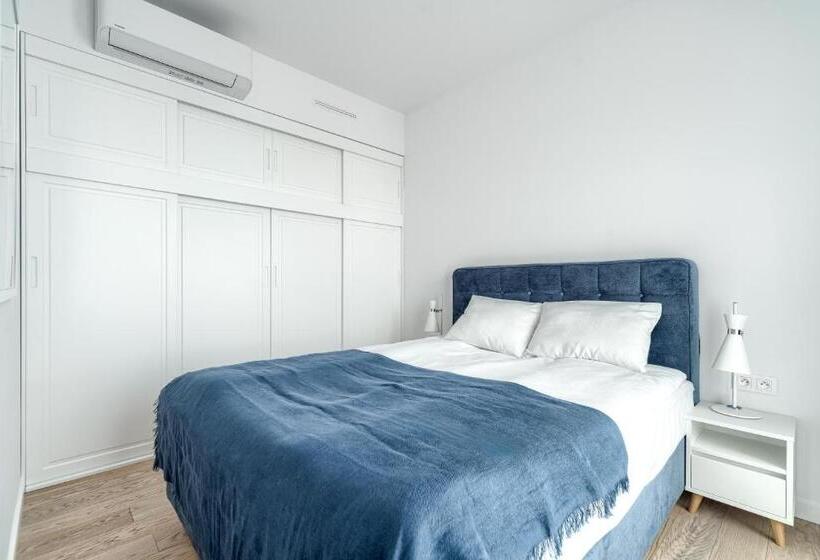 Apartamenty W Marina Royale