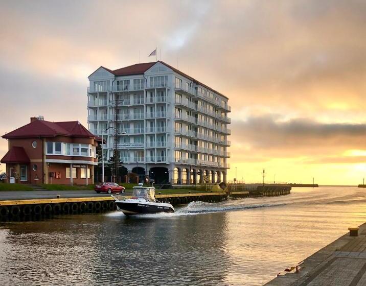 Apartamenty W Marina Royale