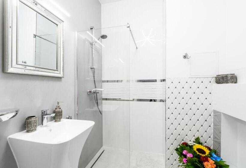 Aparthotel Pawia Deluxe