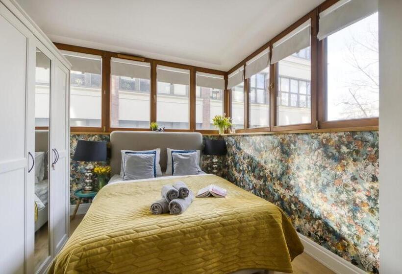 Aparthotel Pawia Deluxe