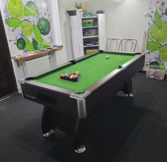 تختخواب و صبحانه 4 Pory Roku