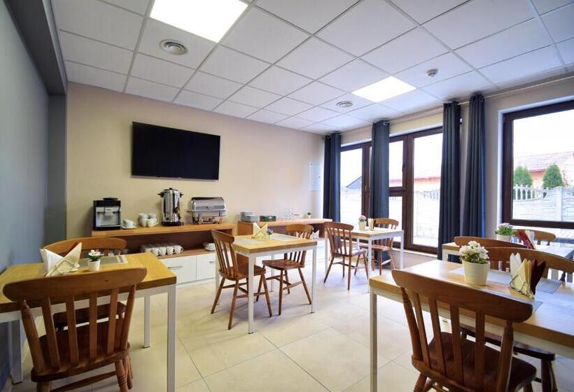 צימר Aparthotel Globus   Bezkontaktowa Obsługa