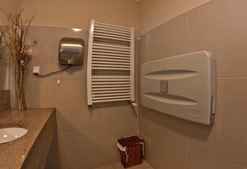 ベッドアンドブレックファースト Gosciniec Zacisze