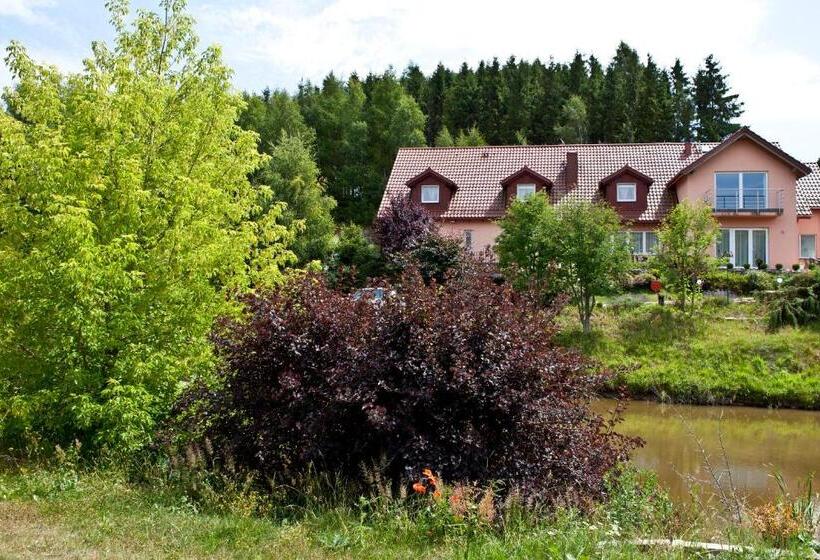 ベッドアンドブレックファースト Gosciniec Zacisze