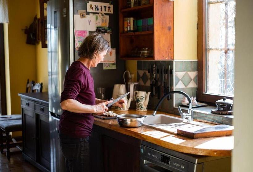 مبيت وإفطار Modryna Ranczo