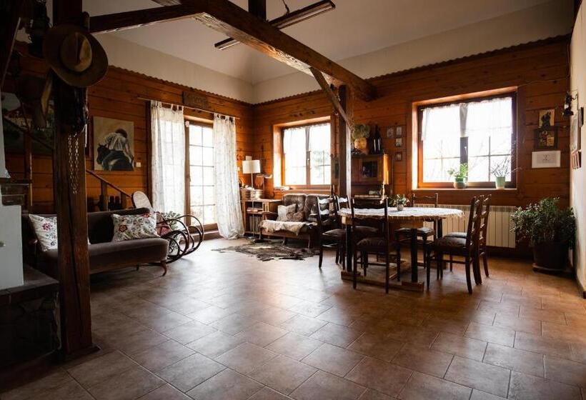 مبيت وإفطار Modryna Ranczo