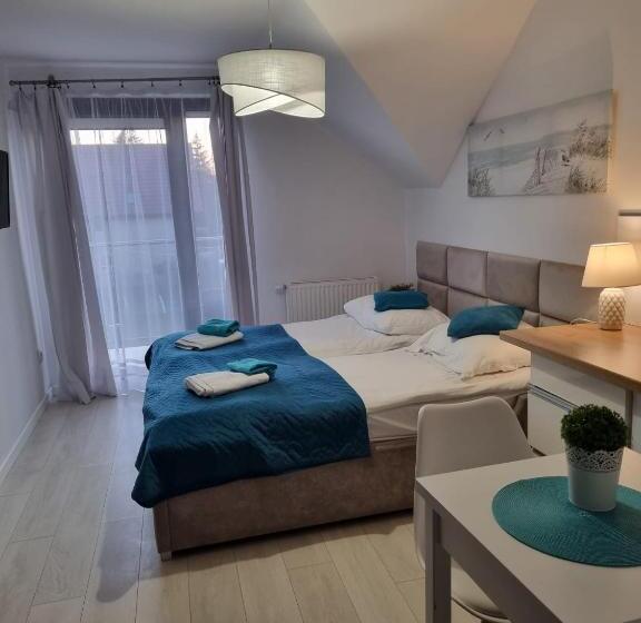 Bed and Breakfast Pensjonat Dziki Zakątek