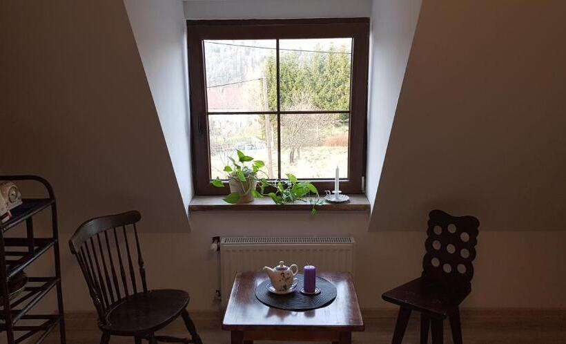 민박 Pokoje Gościnne Art  Dworek