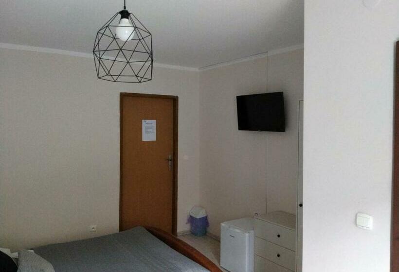 ベッドアンドブレックファースト Pokoje Gościnne Perła