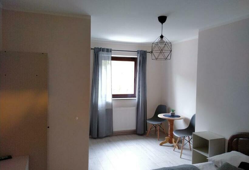 ベッドアンドブレックファースト Pokoje Gościnne Perła