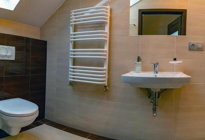 ベッドアンドブレックファースト Pokoje Gościnne Z łazienkami