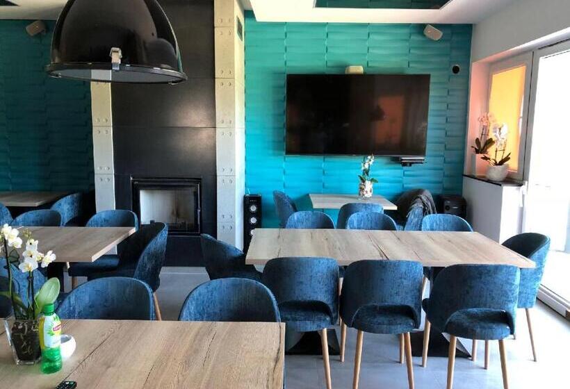 مبيت وإفطار Tasarz Spa Ośrodek Wczasowy